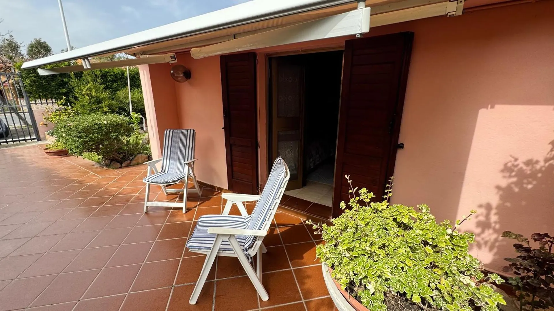 הוילה Quartu SantʼElena Casa Matilda Sul Mare בית נופש
